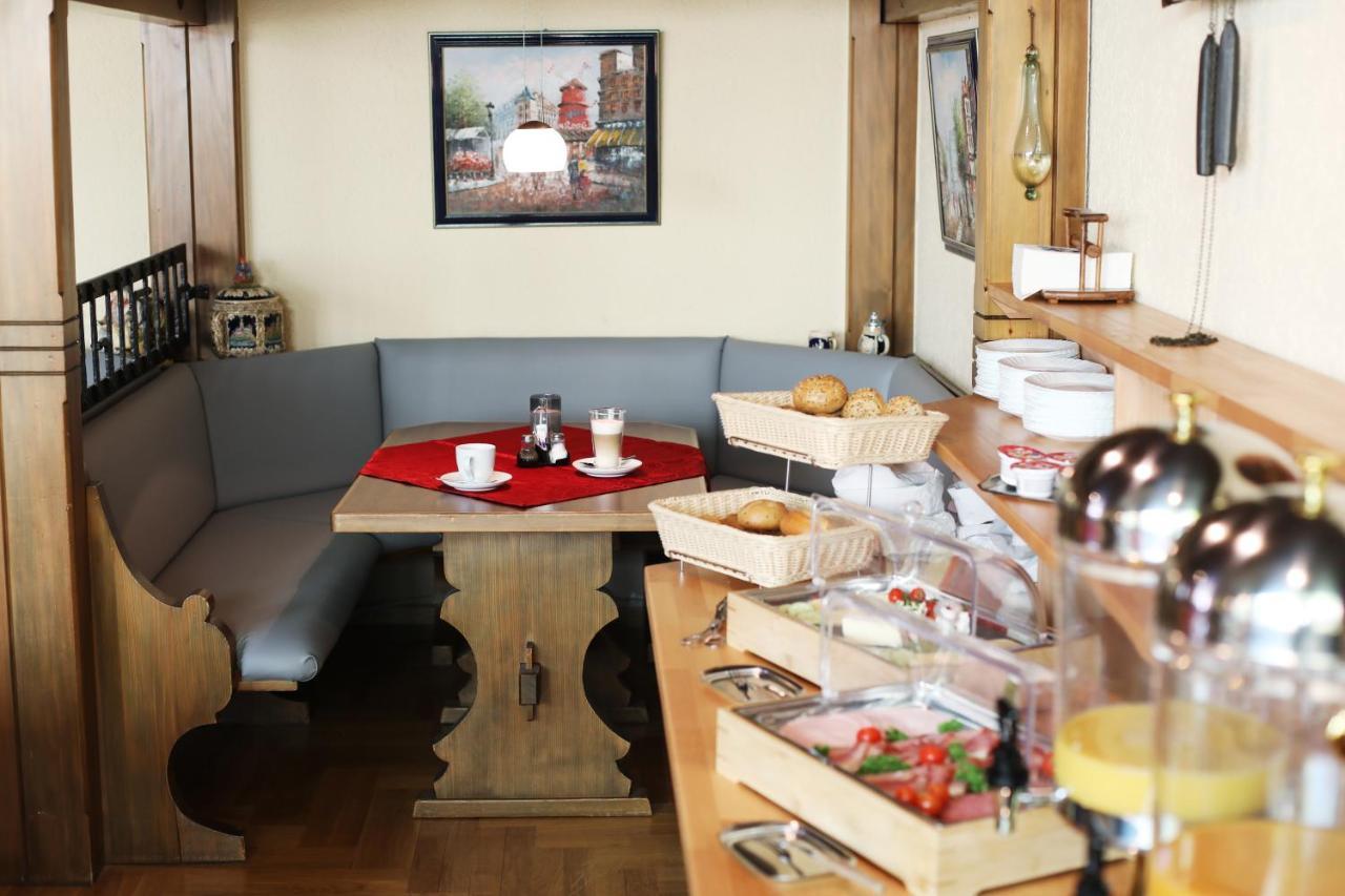 Hotel Restaurant Adler Stube Münstertal Екстериор снимка