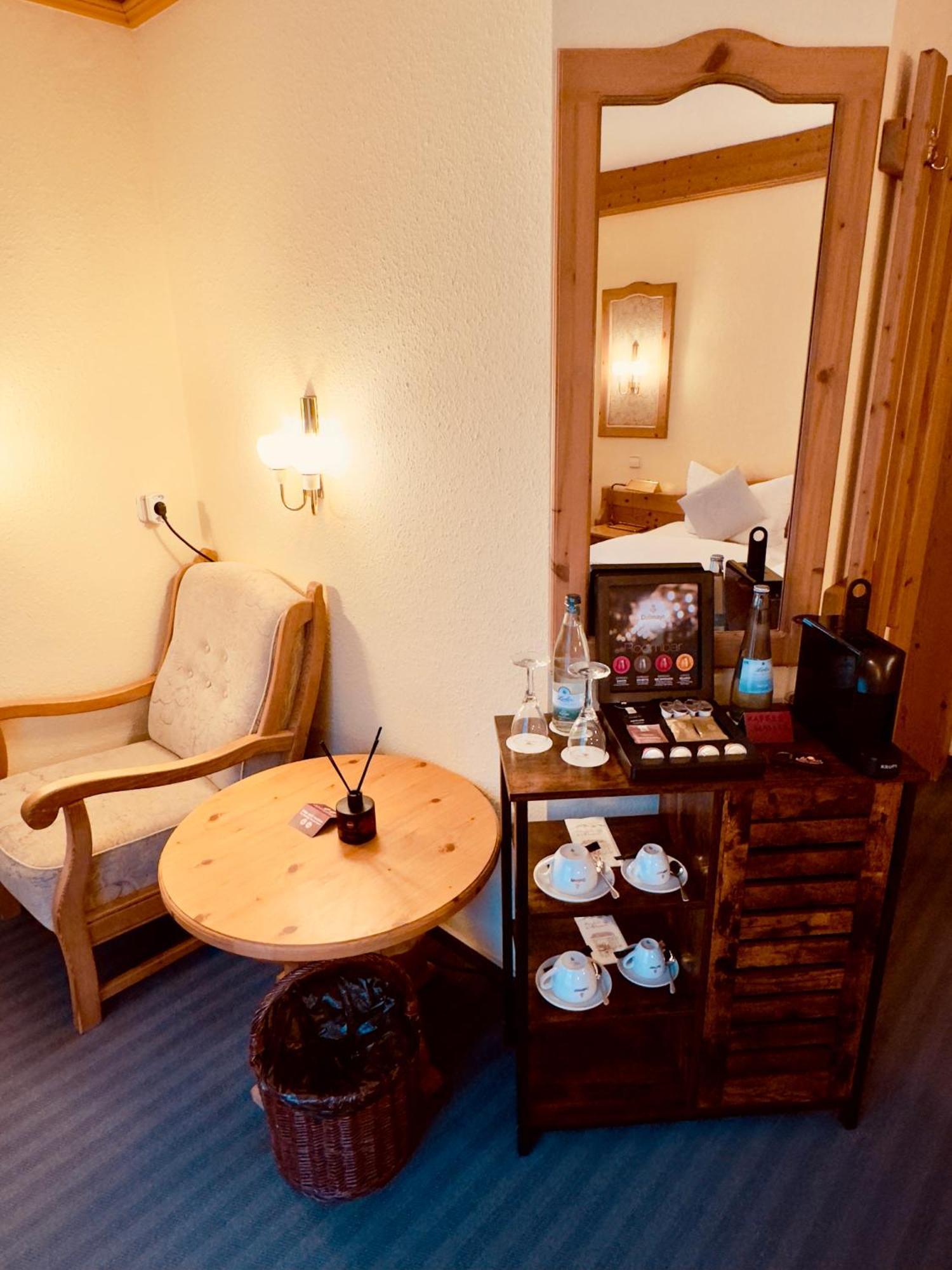 Hotel Restaurant Adler Stube Münstertal Екстериор снимка