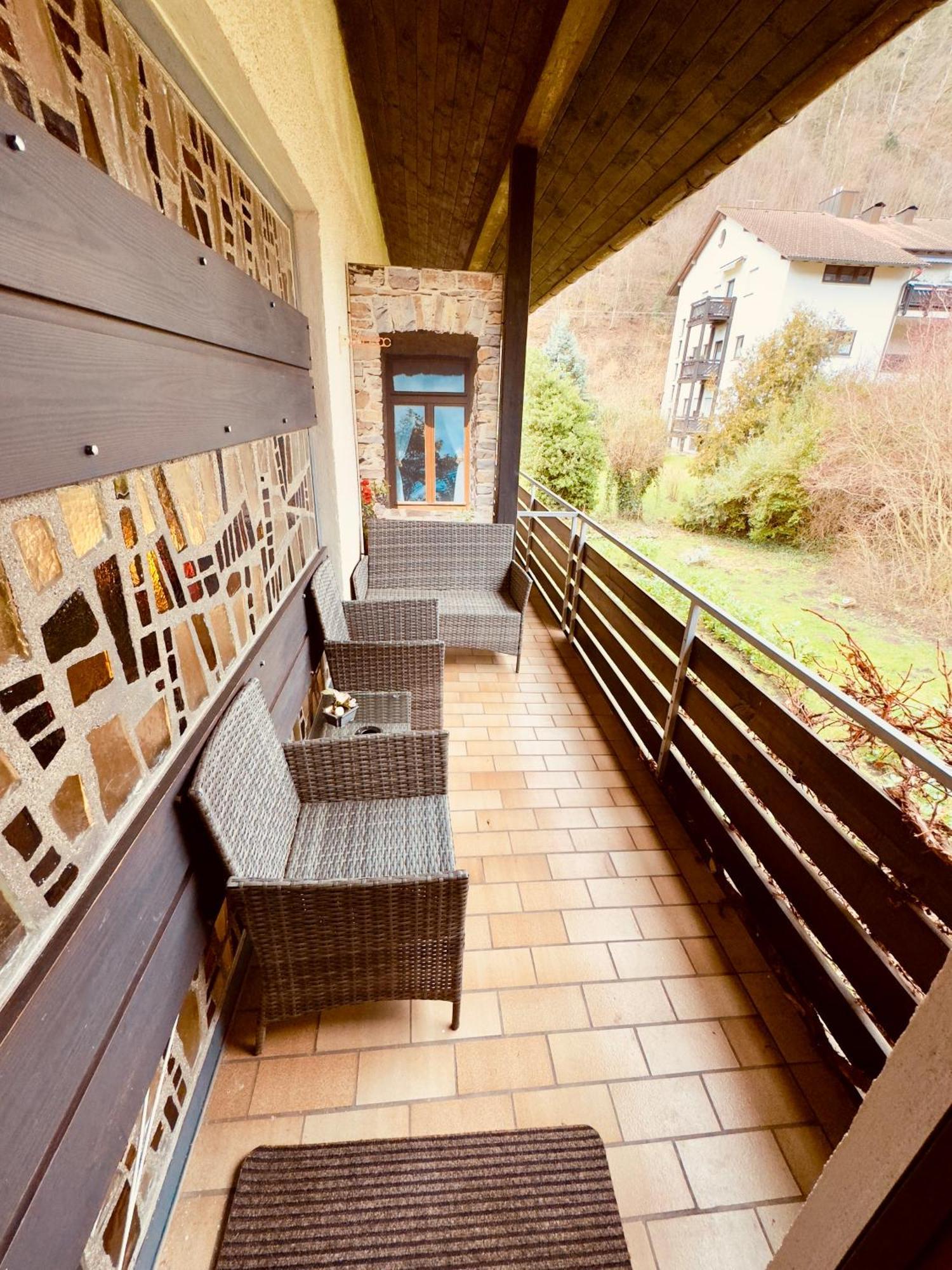 Hotel Restaurant Adler Stube Münstertal Екстериор снимка